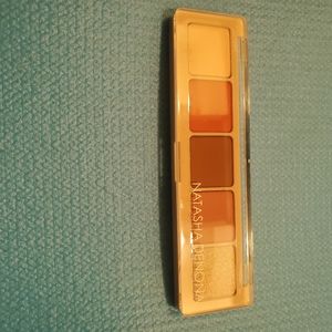 natasha denona mini eyeshadow palette in peak